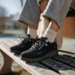 Baskets femme pieds sensibles en cuir noir