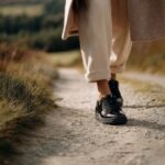 Baskets femme avec fermeture éclair VOLT en cuir vernis noir de la collection ARIMA CONFORT