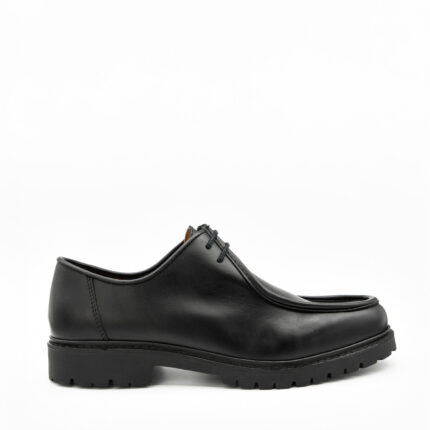 EBAXTER, une derby homme noire en cuir