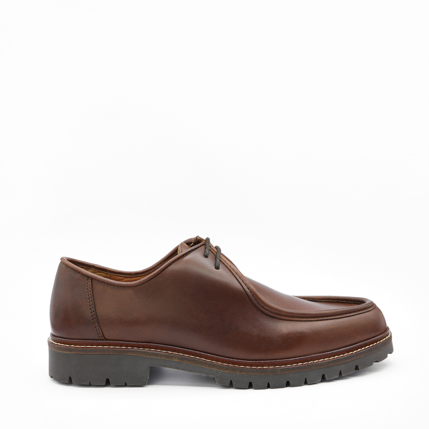 Derby chaussure homme EBAXTER PRALINE EBAXTER, une Derby chaussure homme en cuir de couleur praline