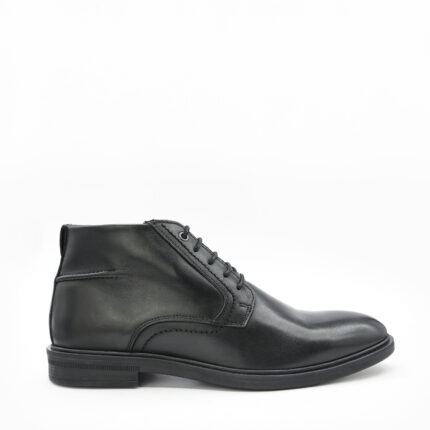 ELORY, des bottines homme en cuir noir