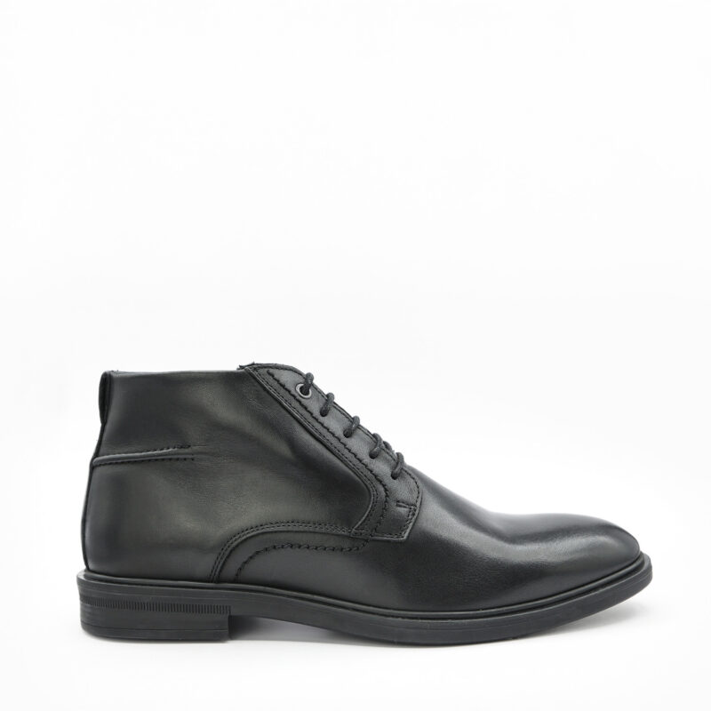 ELORY, des bottines homme en cuir noir, vue de profil, de la collection ARIMA CITY