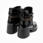 LOUISA, des bottines vernis noir femme en cuir LWG, vue de trois quarts arrière