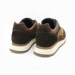 RICK, des Sneakers tendance homme en cuir marron, vue de 3/4 arrière, de la collection ARID