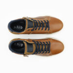 RODEO, des Sneakers montantes homme en cuir couleur cognac, vue de dessus, de la collection ARID