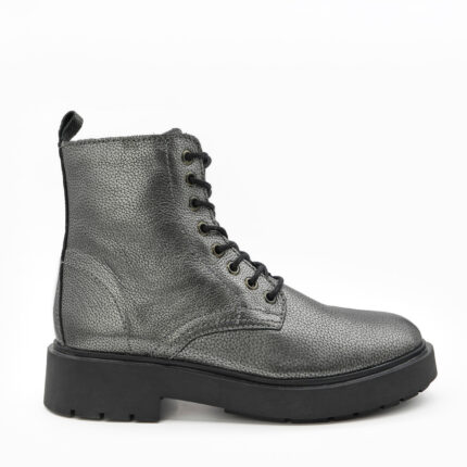 SUZON, des bottines métallisées en cuir de couleur plomb de la collection REBELLES chez ARIMA, vue de profil