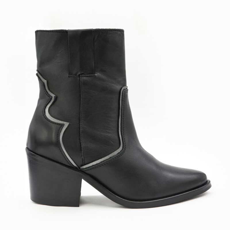 Santiag pour femme en cuir noir de la collection REBELLES chez ARIMA