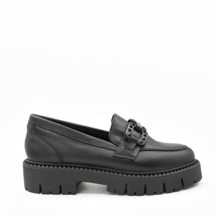 ZELIE, des mocassins femme plateforme à semelle crantée de couleur noir de la collection REBELLES chez ARIMA