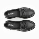 ZELIE, des mocassins femme plateforme à semelle crantée de couleur noir de la collection REBELLES de chez ARIMA, vue de dessus