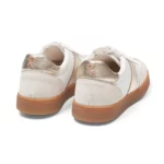 Baskets pour femme tendance vue de 3-4 arrière