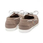 Chaussures bateau en cuir gris