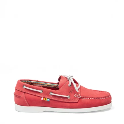 Chaussures bateau en cuir de couleur rouge