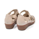 Sandales confort femme cuir couleur nude vue de 3-4 arrière