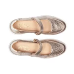 Ballerines à talon compensé vue de dessus