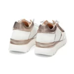 Baskets cuir femme avec fermeture éclair vue de 3-4 arrière