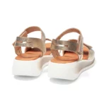 Sandales confort femme cuir couleur champagne semelle sportive vue de 3-4 arrière