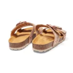 Mules à double brides pour femme vue de 3-4 arrière couleur nude