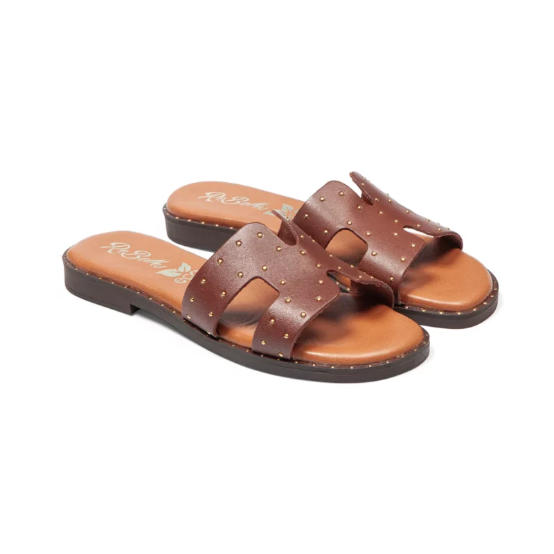 Nu-pieds à larges lanières vue de 3-4 avant