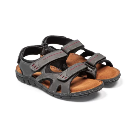 Sandales confort pour homme en cuir couleur jean et rouge. Vue de 3-4 avant