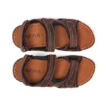 Sandales confort pour homme en cuir couleur marron. Vue de dessus